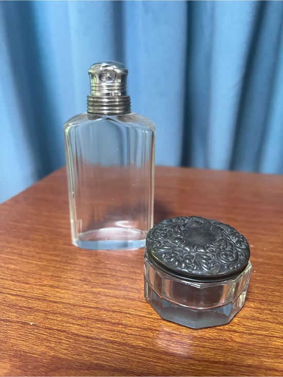 Antique Other - Art Deco Sterling Silver Vanity Set Etched Crystal perfume
Bottle & Powder Jar